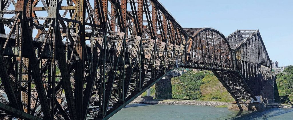 Quebec Bridge purchase delayed due to federal elections