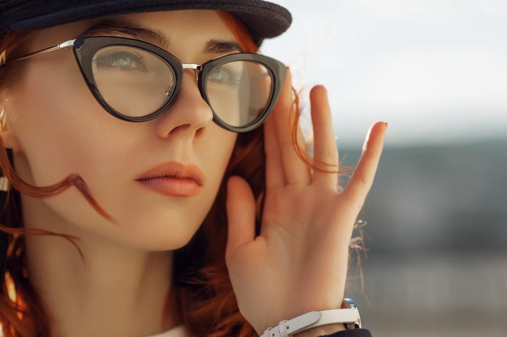 5 Cat-Eye Glasses That Can Bring Out The Best In You