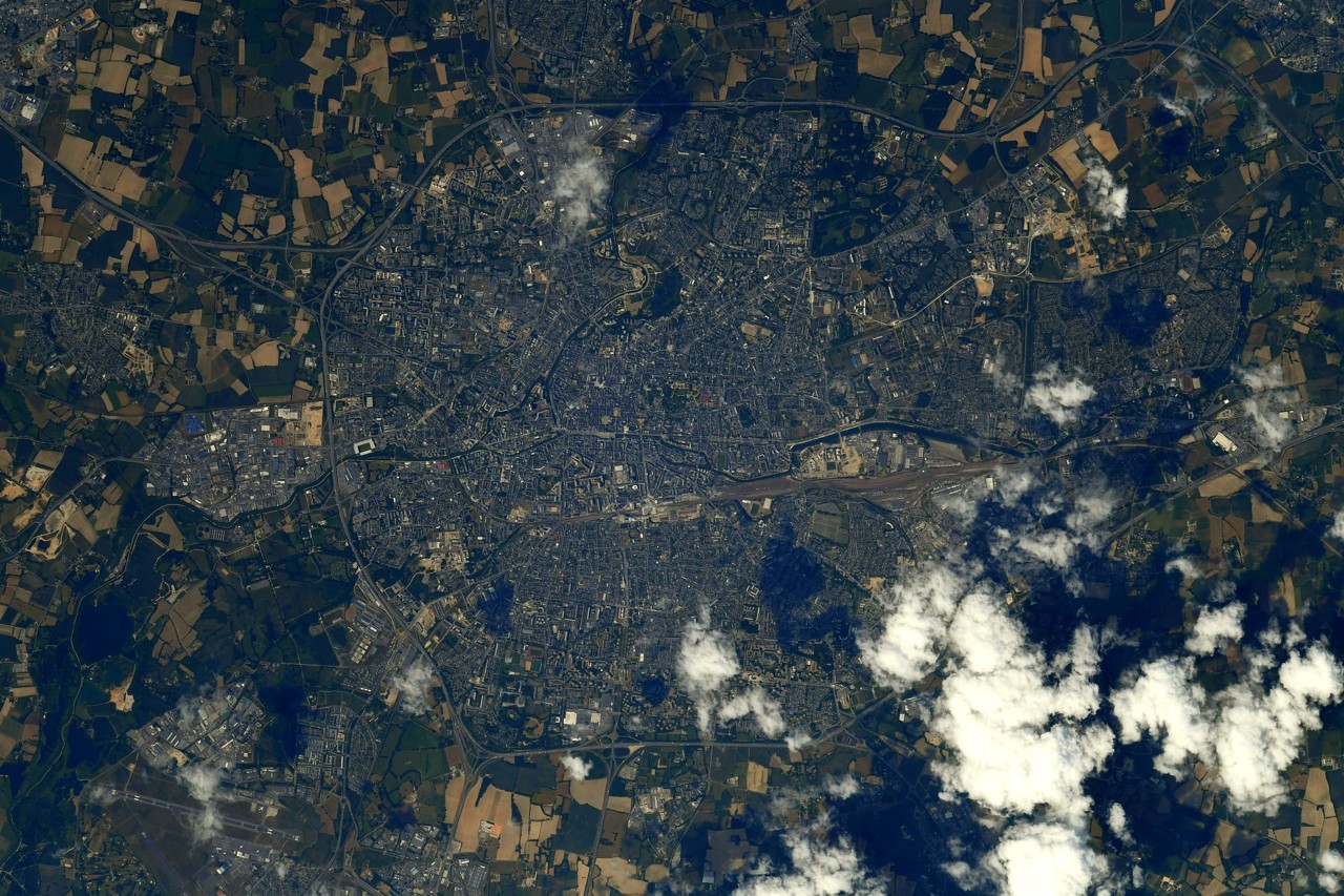 An image of Rennes seen from the sky shared by the French astronaut, from the International Space Station (ISS). 