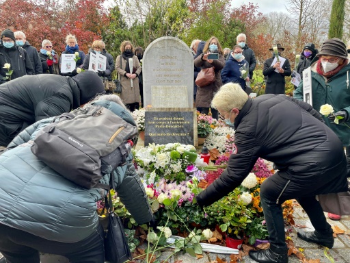 In a French cemetery, the anger and hopes of the deceased's relatives were abused by 