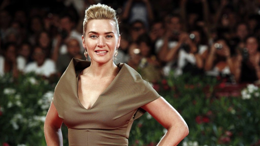 Kate Winslet, who has been criticized for her curves, gives a liberating speech about self-acceptance and one’s own weight: ‘Be happy’